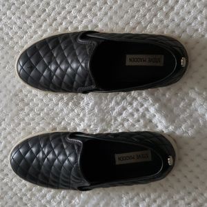 Ecentrcq Black Sneakers